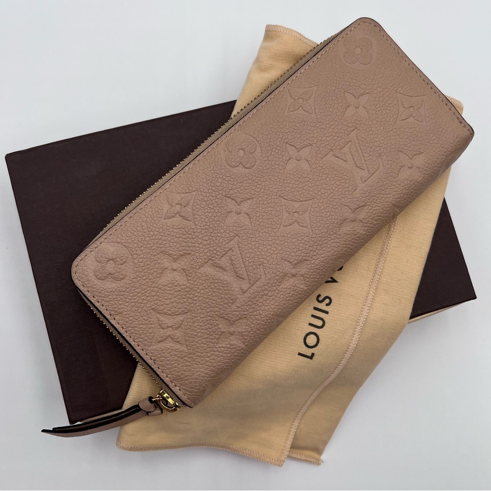 🌹♥️Louis Vuitton Clemence Empriente in Turtle Dove Color ♥️🌹